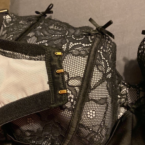 Cacique Black lace Balconette Underwire Bra - Picture 2 of 6